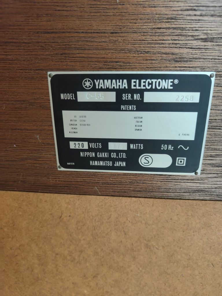 Organy Yamaha C-55