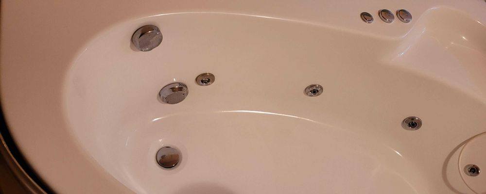 Wanna narożna poolspa z hydromasażem sprawna