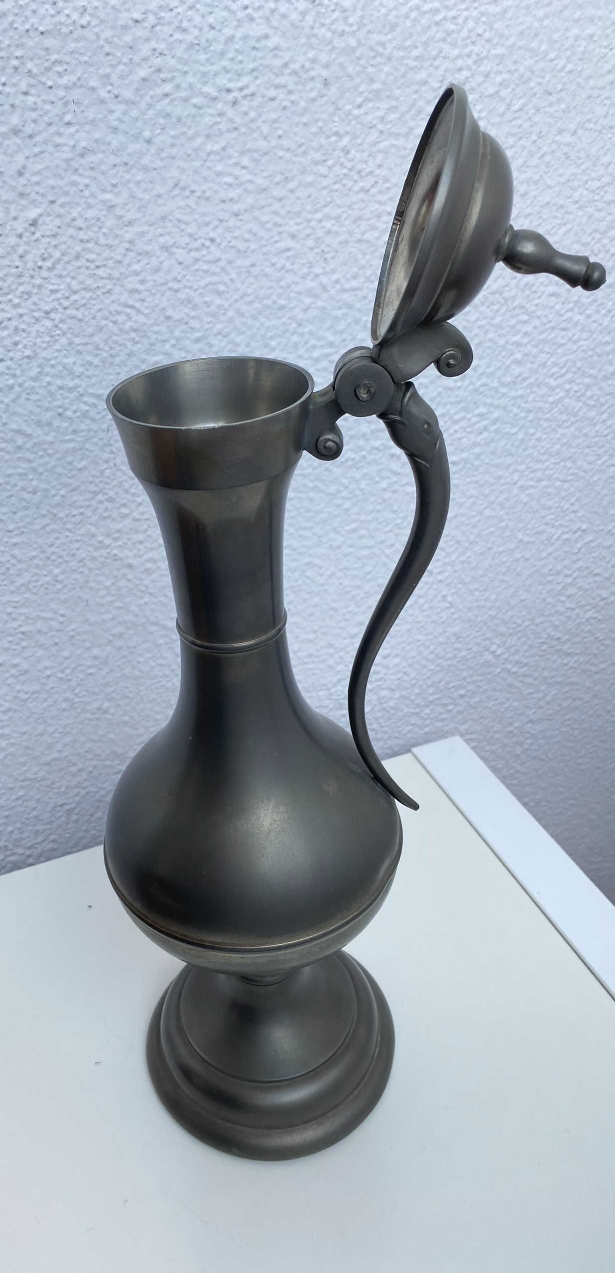 Garrafa vintage em estanho da Royal KMD Holland Pewter