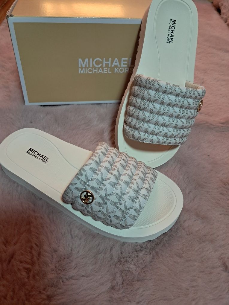 Michael Kors klapki logowane super miękkie wygodne teagan r 35/36 23 c