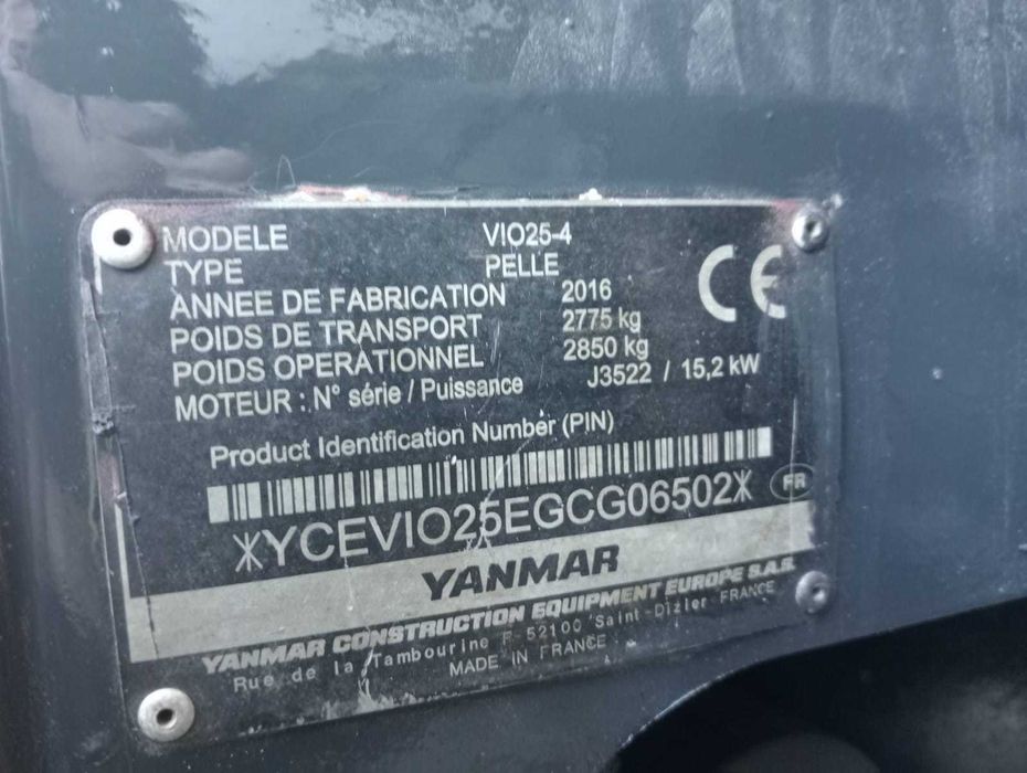 Mini Giratória Yanmar ano 2016