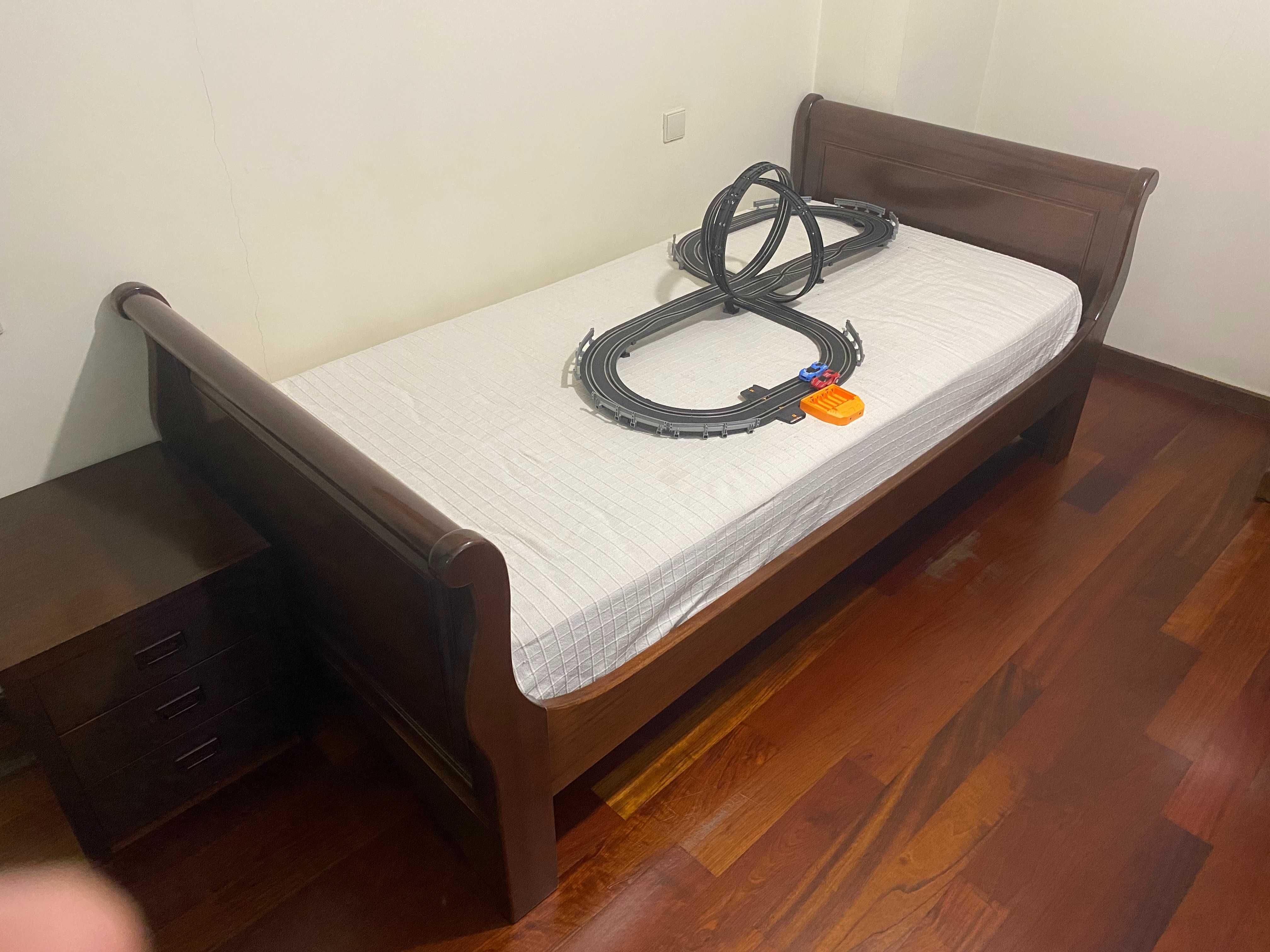 Cama solteiro + OFERTA colchão