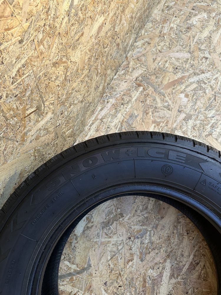 Зимові шини 215/65R16C 109/107R KING-MEILER. SNOW+ICE гума резина шини