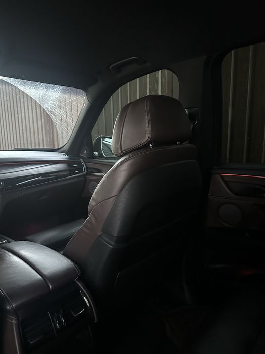 Bmw X5 F15 2017 рік повна комплектація офіціал.