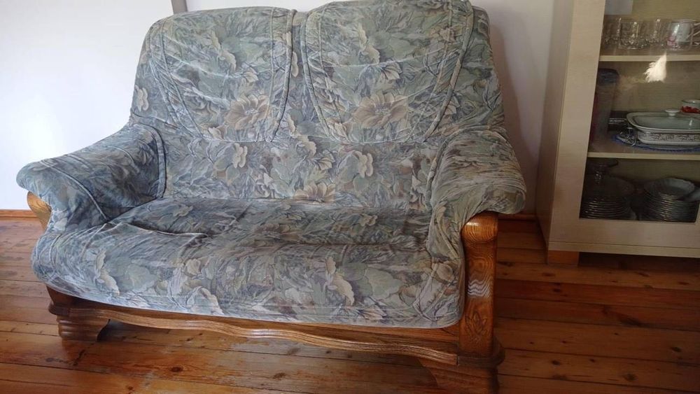 Komplet wypoczynkowy, dwie sofy i fotel