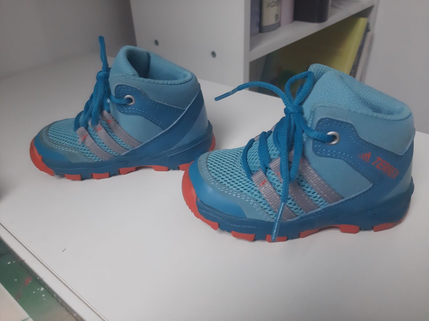 Adidasy terrex 22