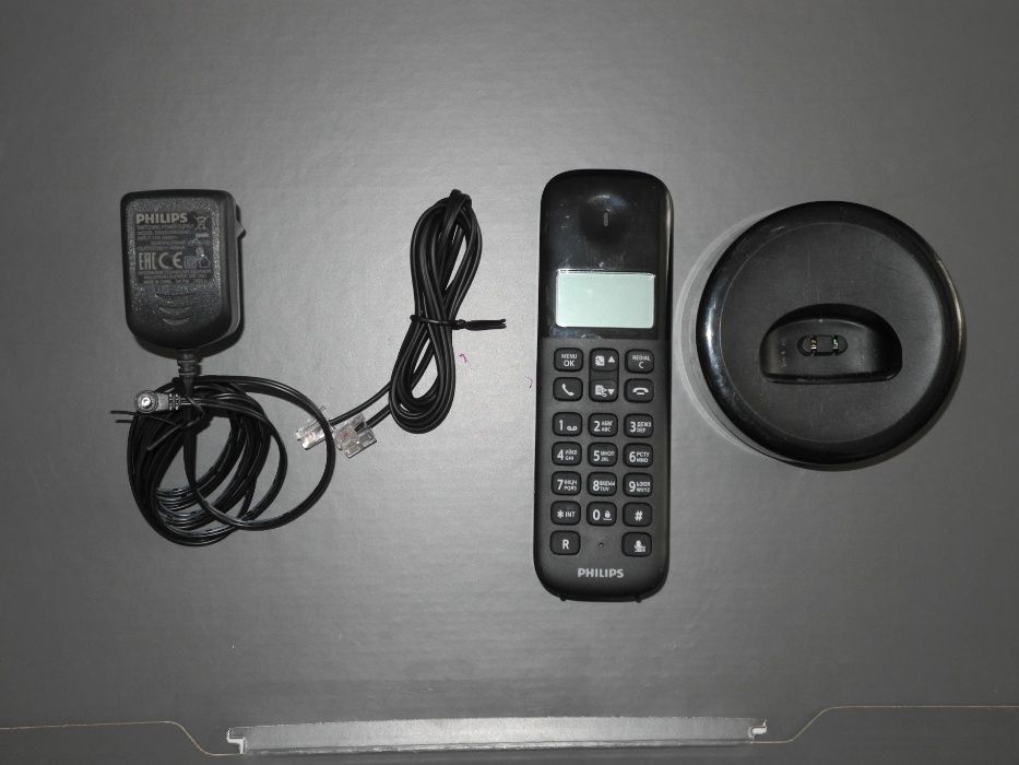 Продам беспроводной телефон Philips D130