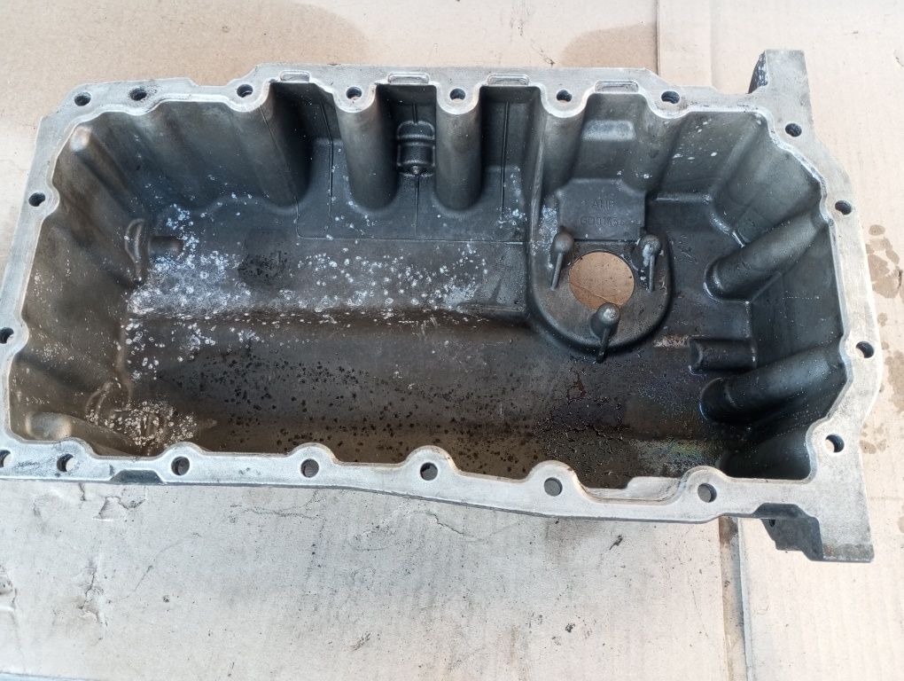 Піддон поддон 1.6 1.9 2.0 TDI Passat B6 Octavia Golf 5 6 Touran Caddy