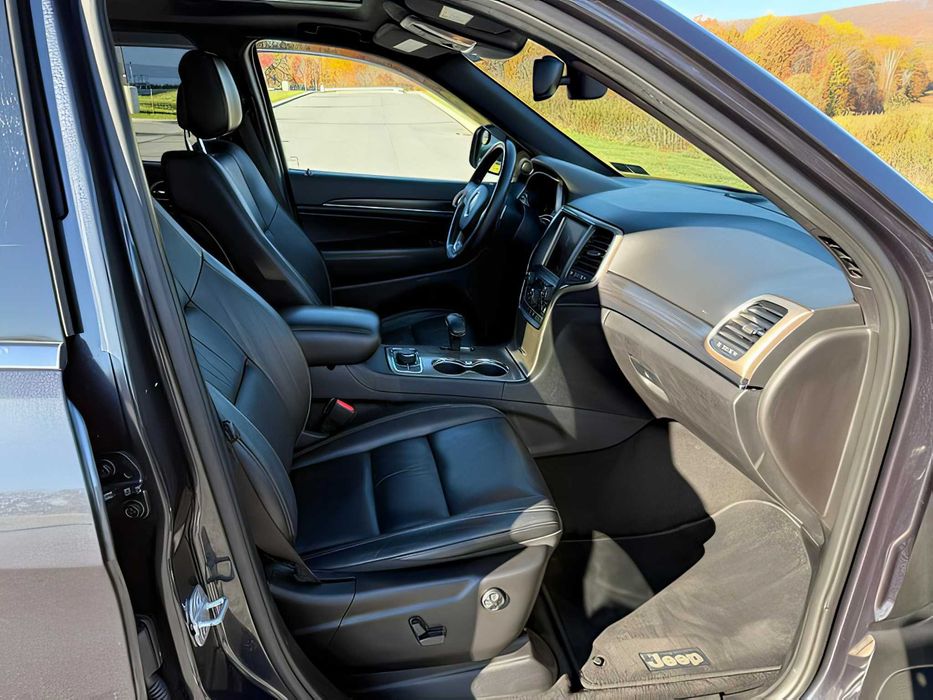 Jeep Grand Cherokee      2014