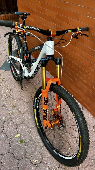 Saracen ariel LT enduro dh fuel fox burgtec hope dtswiss sram carbon