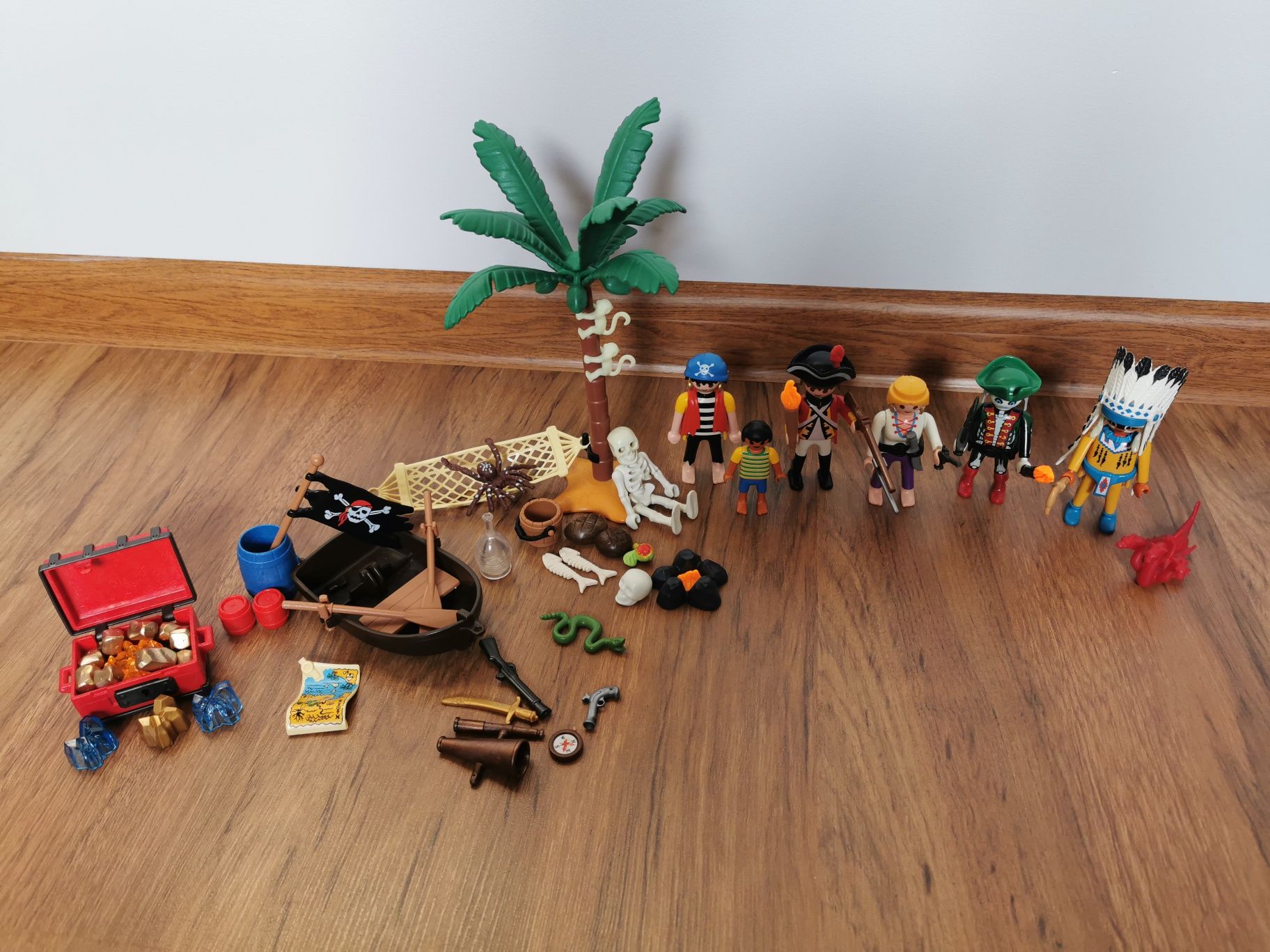 Sprzedam zestaw figurek Playmobil z akcesoriami!!