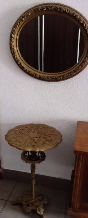 Stolik żeliwny/ lustro zestaw