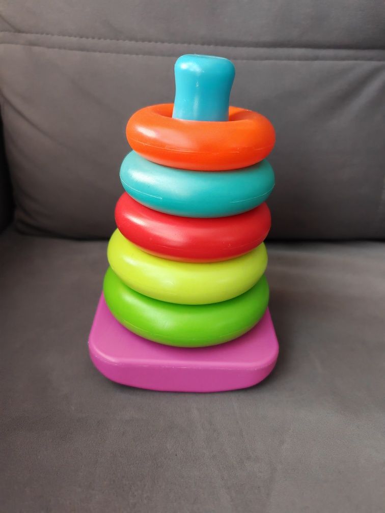 Plastikowa zabawka edukacyjna, piramida z kółkami, wieża z obręczy