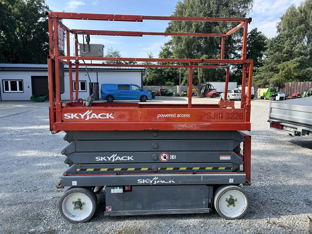 Elektryczna zwyżka podnośnik koszowy SKYJACK SJIII 3226 rok 2014