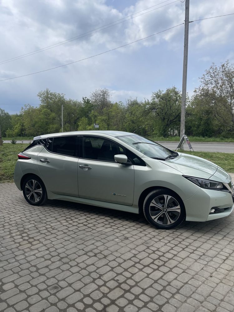 Nissan Leaf 2018