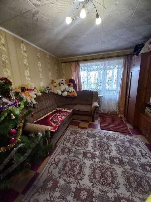 Продається  2-кімнатна квартира