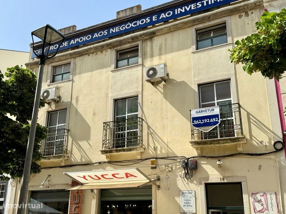 Escritório com 3 divisões no centro da cidade de Loulé, Algarve