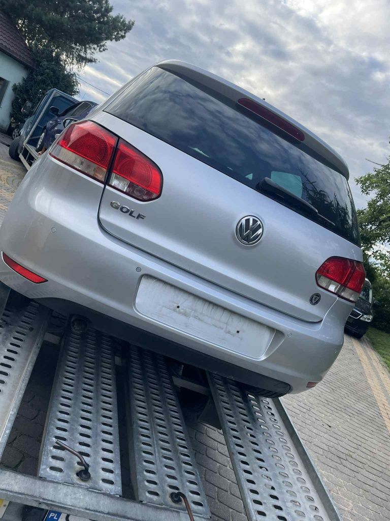 Sprzedam samochód osobowy marki VW golf