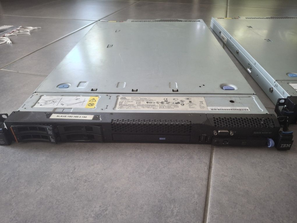 Servidores IBM System X3550 M3
