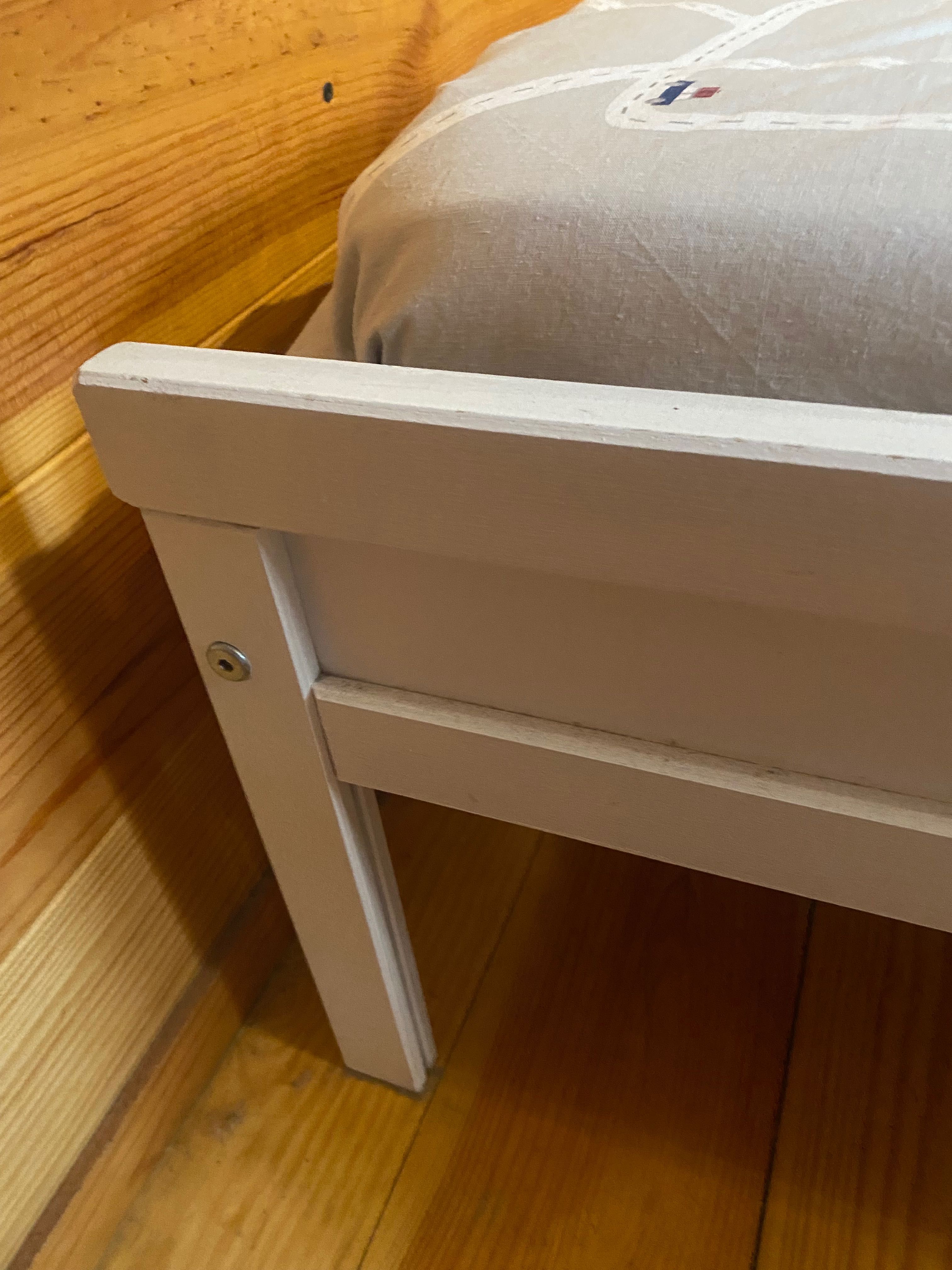 Cama criança+estrado+colchao+resguardo+lençol+hedredon com capa.