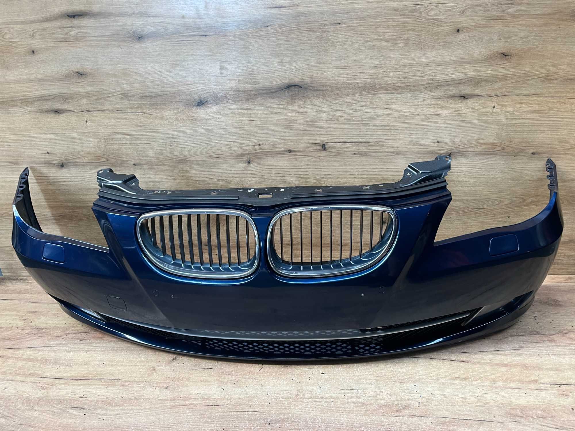 Zderzak przedni Bmw E60 lift 4x pdc spryski kolor tiefse blau metalic