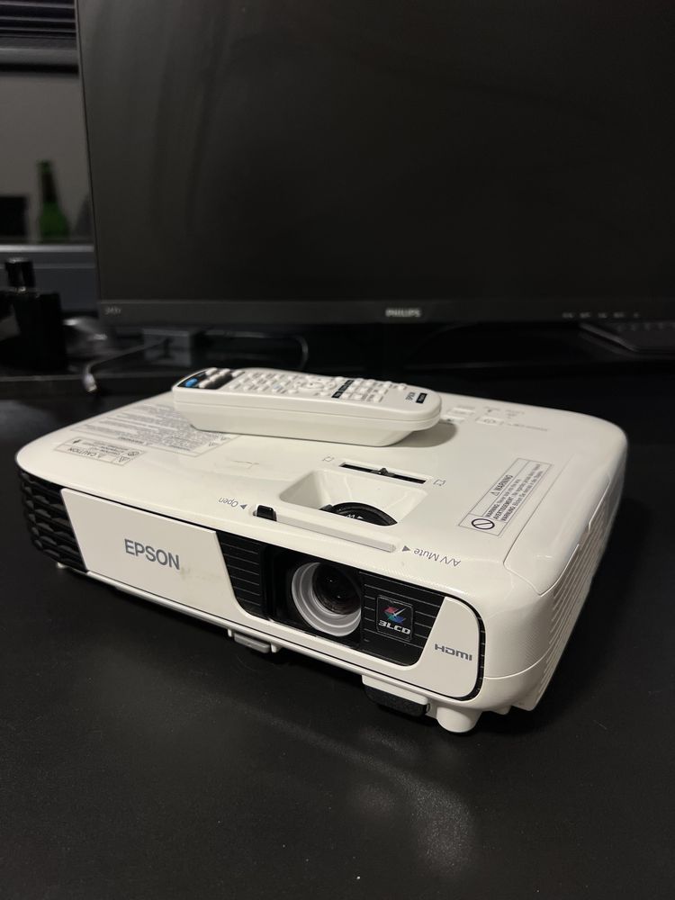 Projektor Epson EB-X31