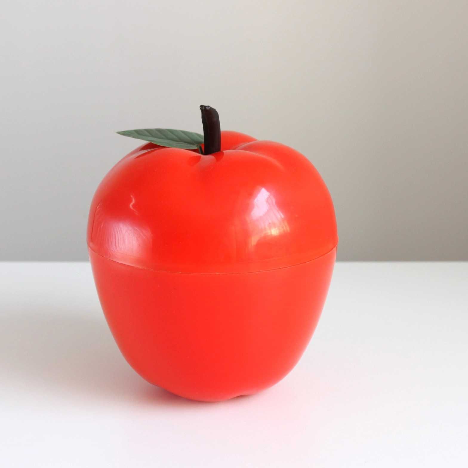 Jabłko, plastikowy pojemnik na lód PRL, oryginalny vintage