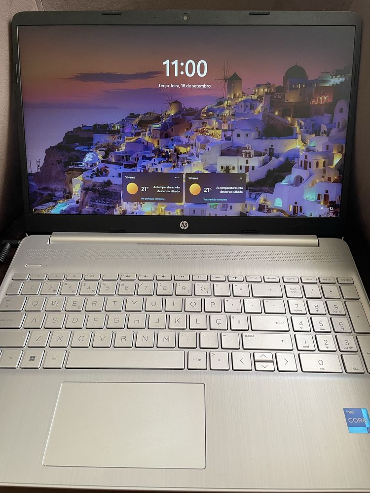 Portatil HP i7 - 15s-fq5008np