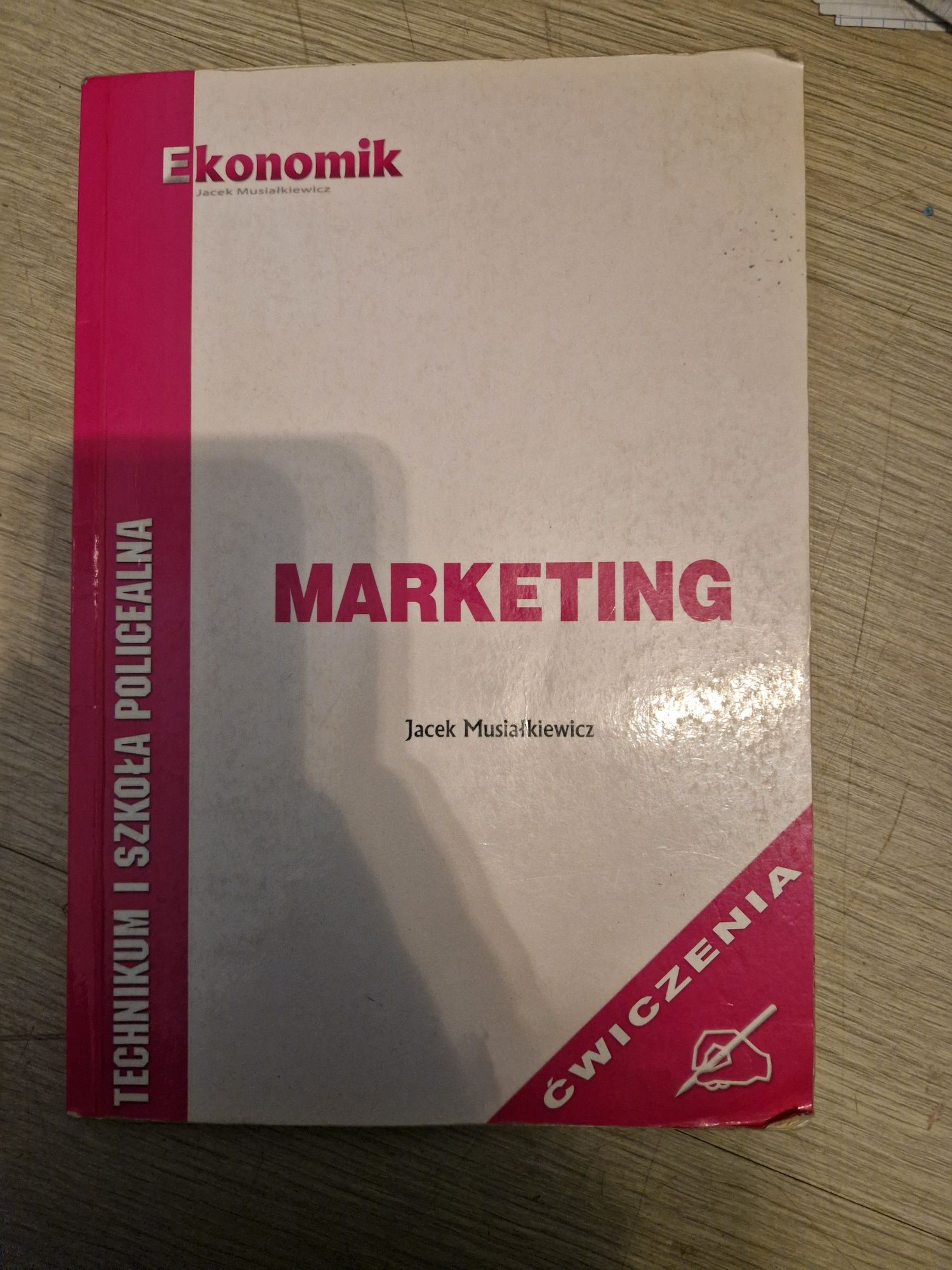 Ćwiczenia do marketingu pgf.07