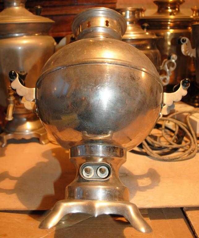 Справний, комплект з шнуром радянський, знак якості електро самовар