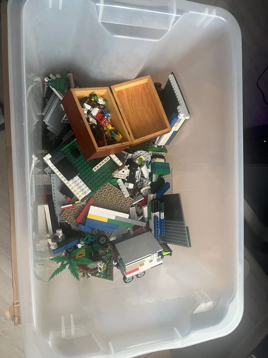 Pudełko klocków LEGO