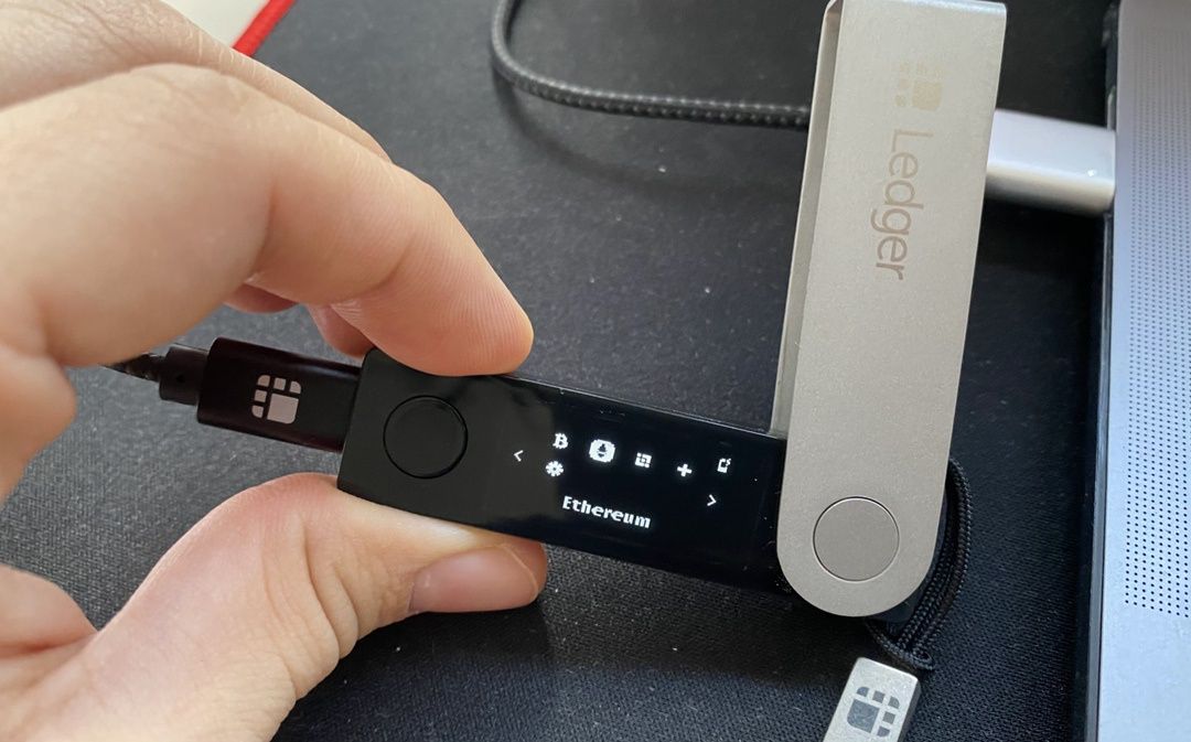 Криптогаманець Ledger Nano X