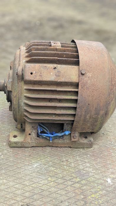 Електромотор 15КВТ 1500обр.