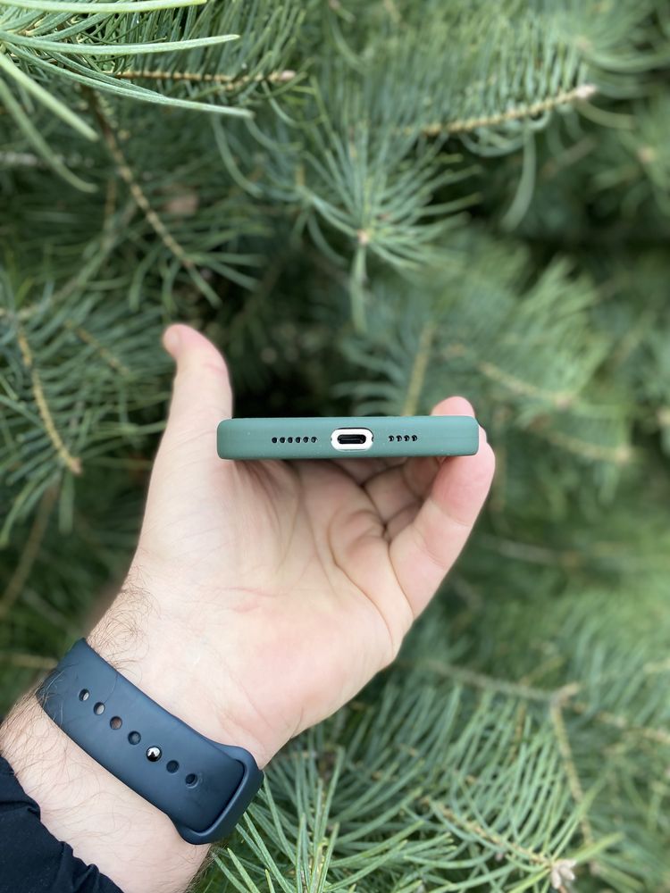 Silikonowe etui z MagSafe do iPhone’a 15 Pro Max