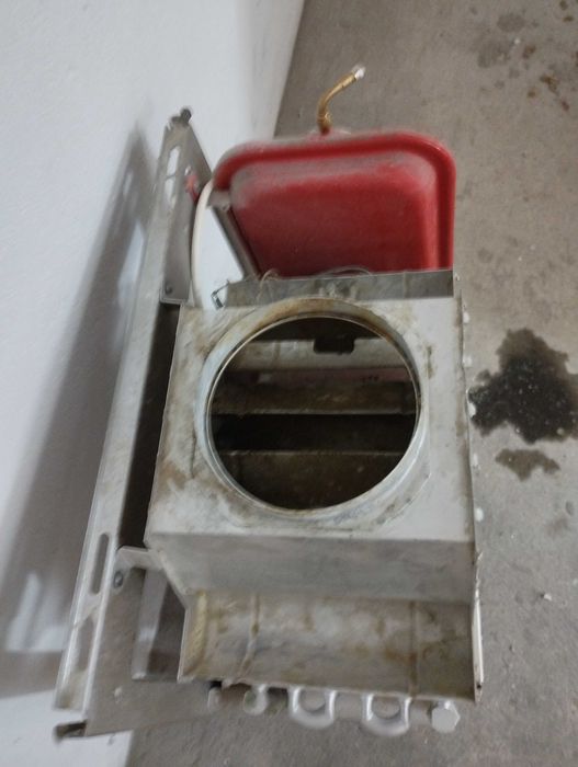 Piec gazowy NIKE STAR 23KW używany