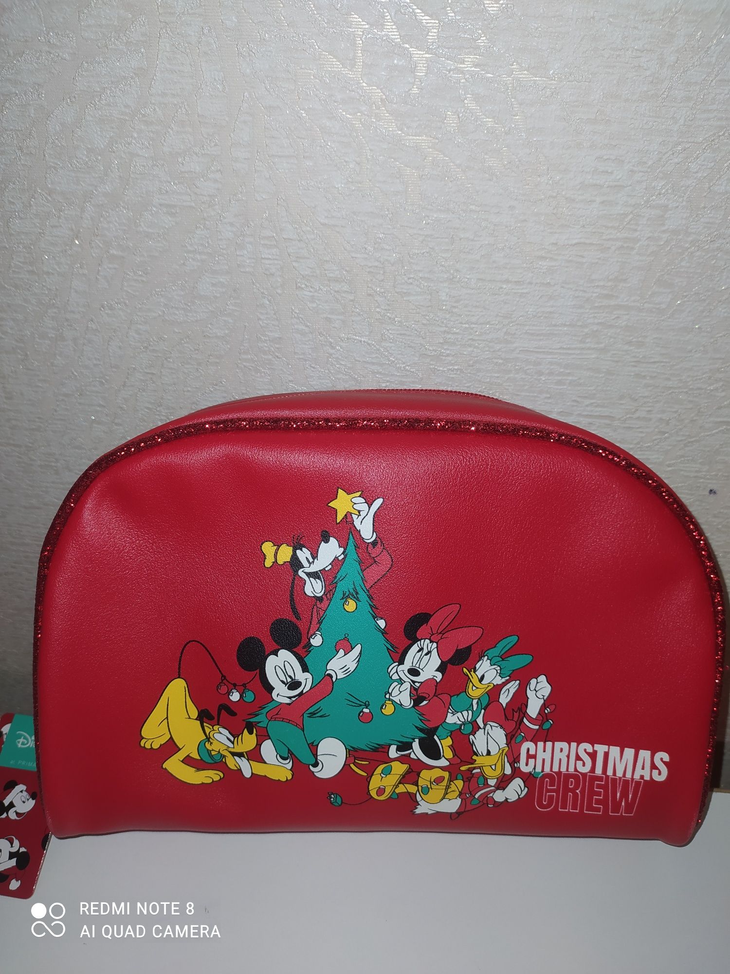 Продам сумочку для косметики Disney Primark