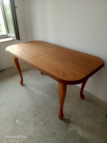 Stół rozkładany,owalny, styl ludwikowski, ludwik