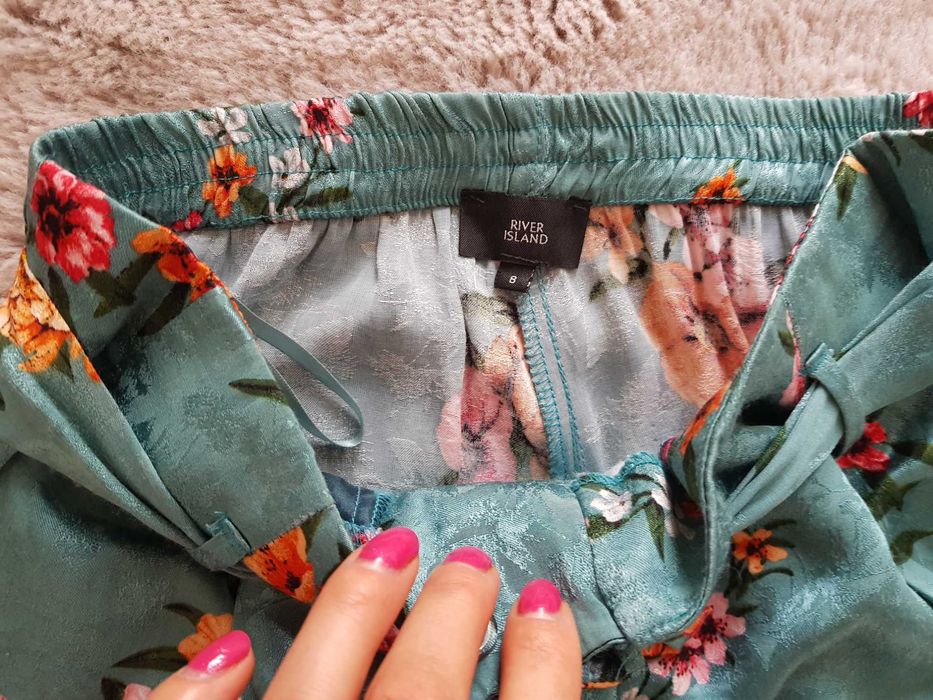 RIVER ISLAND Spodnie 7/8 100% Wiskoza Chinosy 36 S Kwiaty Wysoki stan