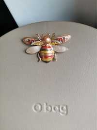 Perlowa metaliczna pszczoła guzik do torebki obag o bag moonlight