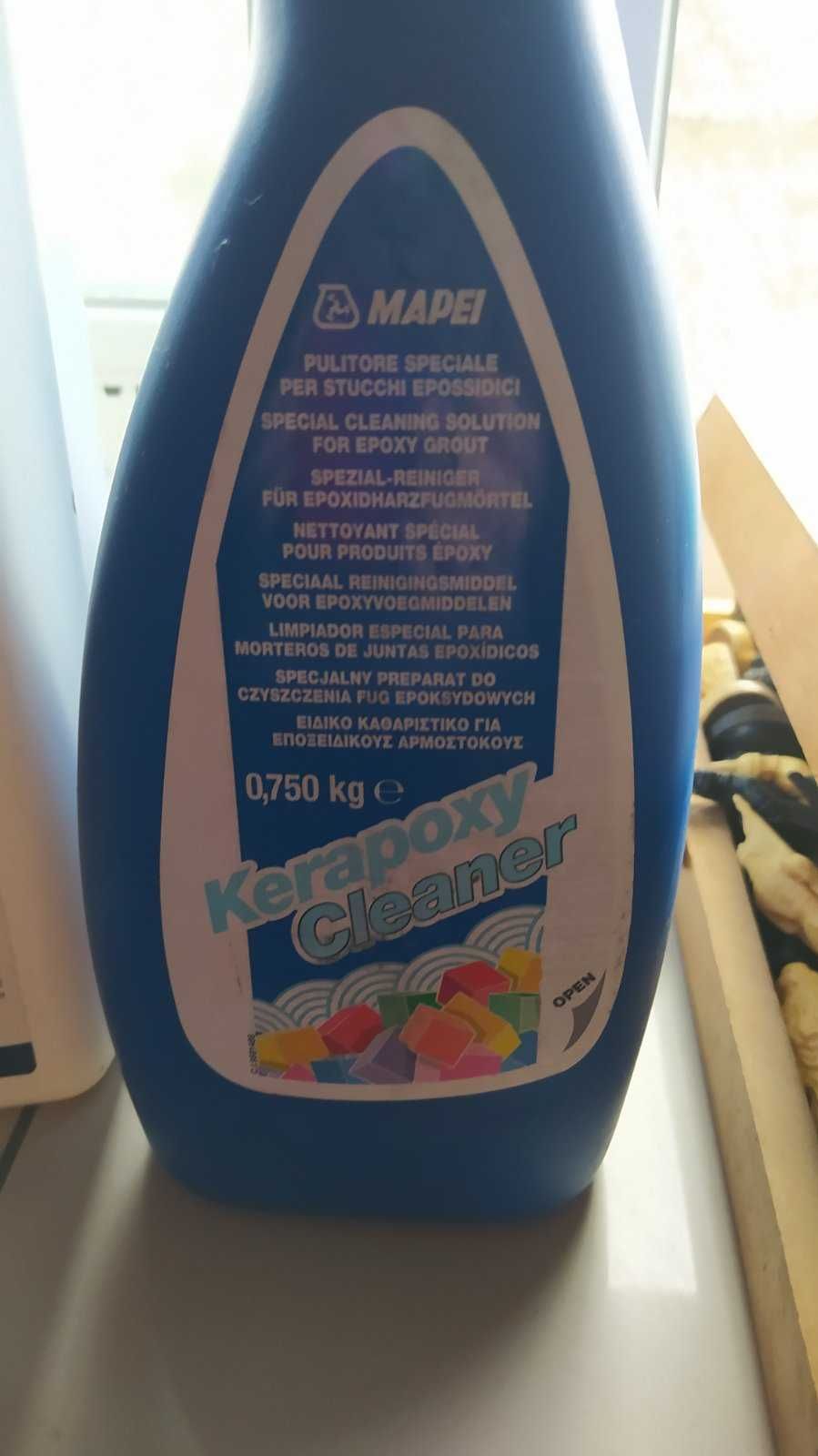 Удалитель эпоксидной затирки Mapei.