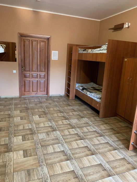 Десятимісна кімната для робітників, працівників, студентів