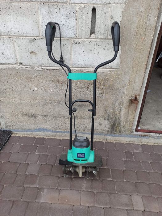 Elektryczna glebogryzarka 700w