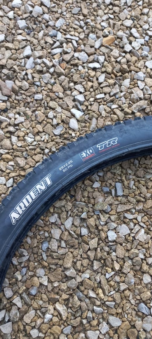 Maxxis ardent 29x2.25