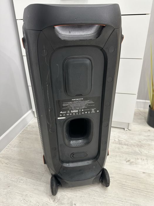 ПРОДАМ Partybox 310