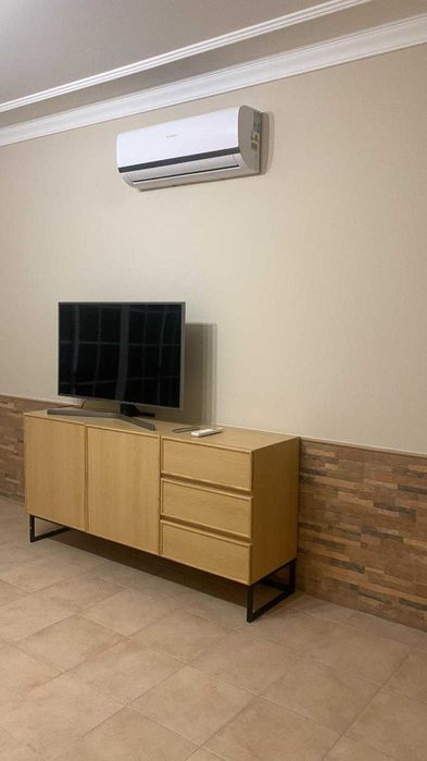 Arrenda se aparsamento