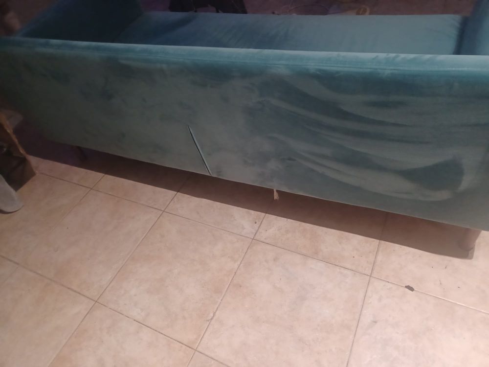 Sofá Azul Veludo