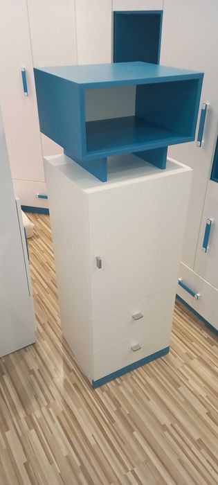 Szafka stojąca słupek