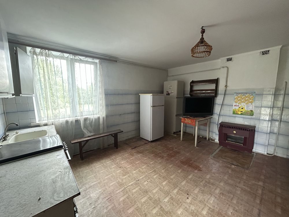 Продаж будинку село Карпилівка