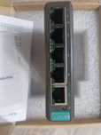 Switch niezarządzalny EDS-205