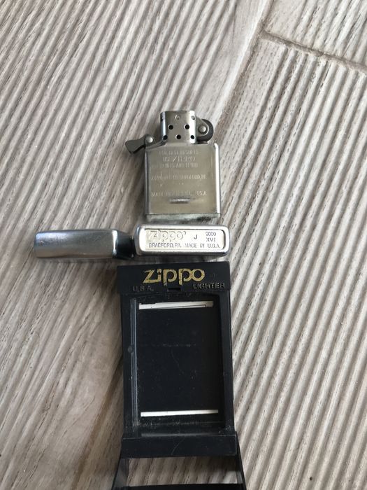 Zippo USA dezembro de 2000